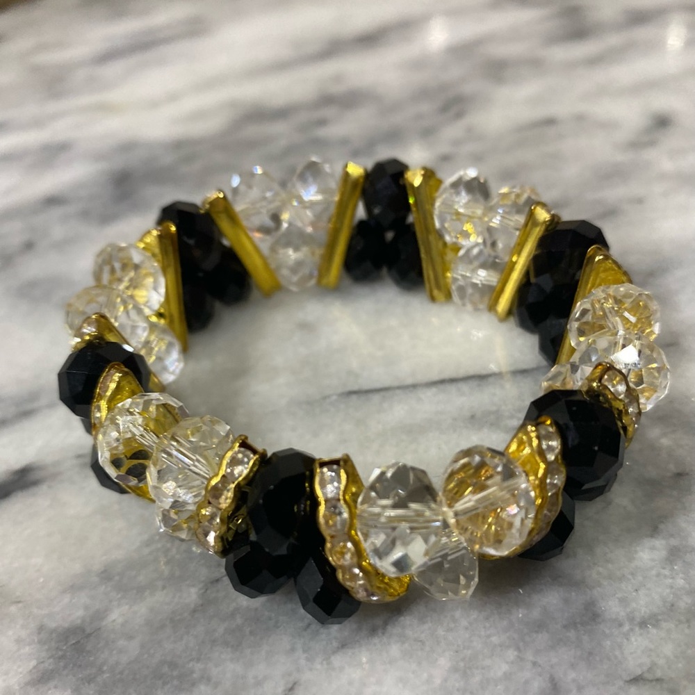 Crystal Beads Stretch Bracelet - Picture 3 of 6